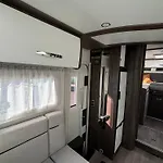 Komfortowy Kamper Na 4 Osoby Benimar Tessoro 463 Campingplads *