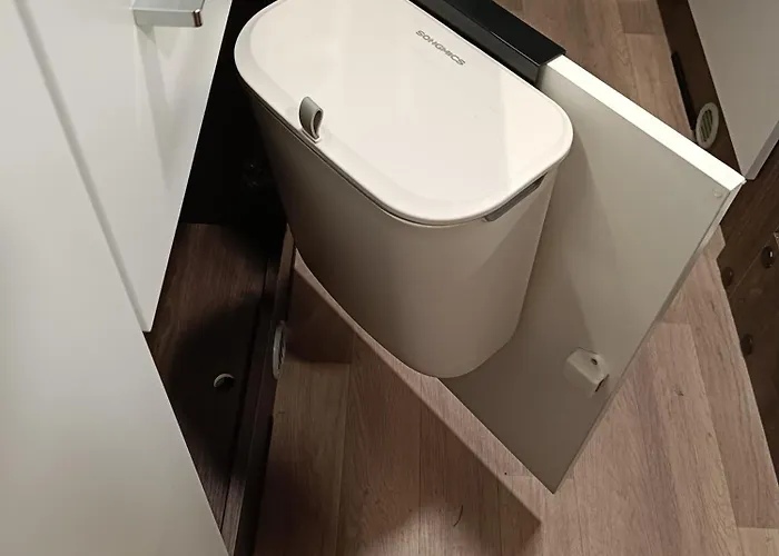 Komfortowy Kamper Na 4 Osoby Benimar Tessoro 463