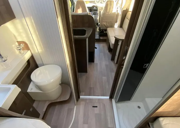 Camping Komfortowy Kamper Na 4 Osoby Benimar Tessoro 463 Laziska (Boleslawiec)